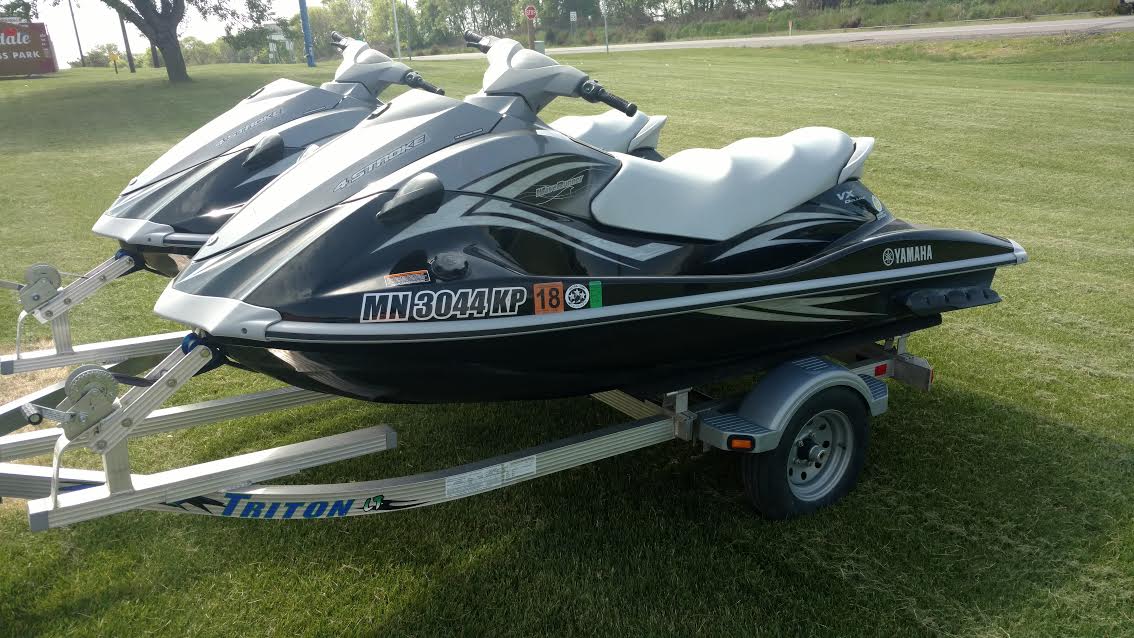 Jet Ski’s Yamaha Waverunner in Minnesota | Chartered Rentals