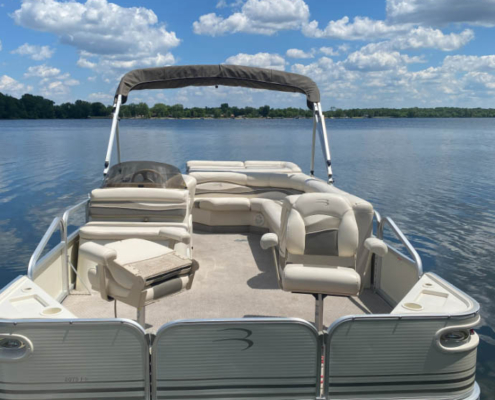 13-passenger-bennington-3